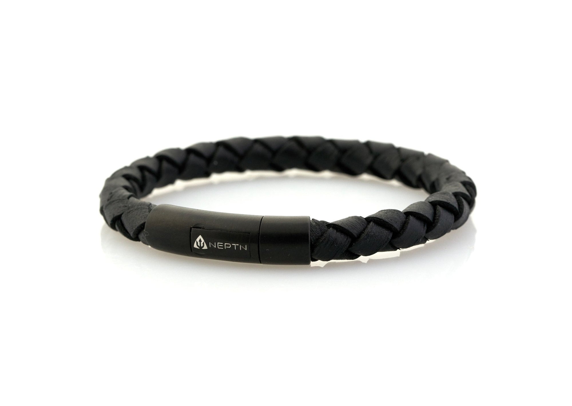 neptn bracelet sailor with black clasp and black leather in 8mm