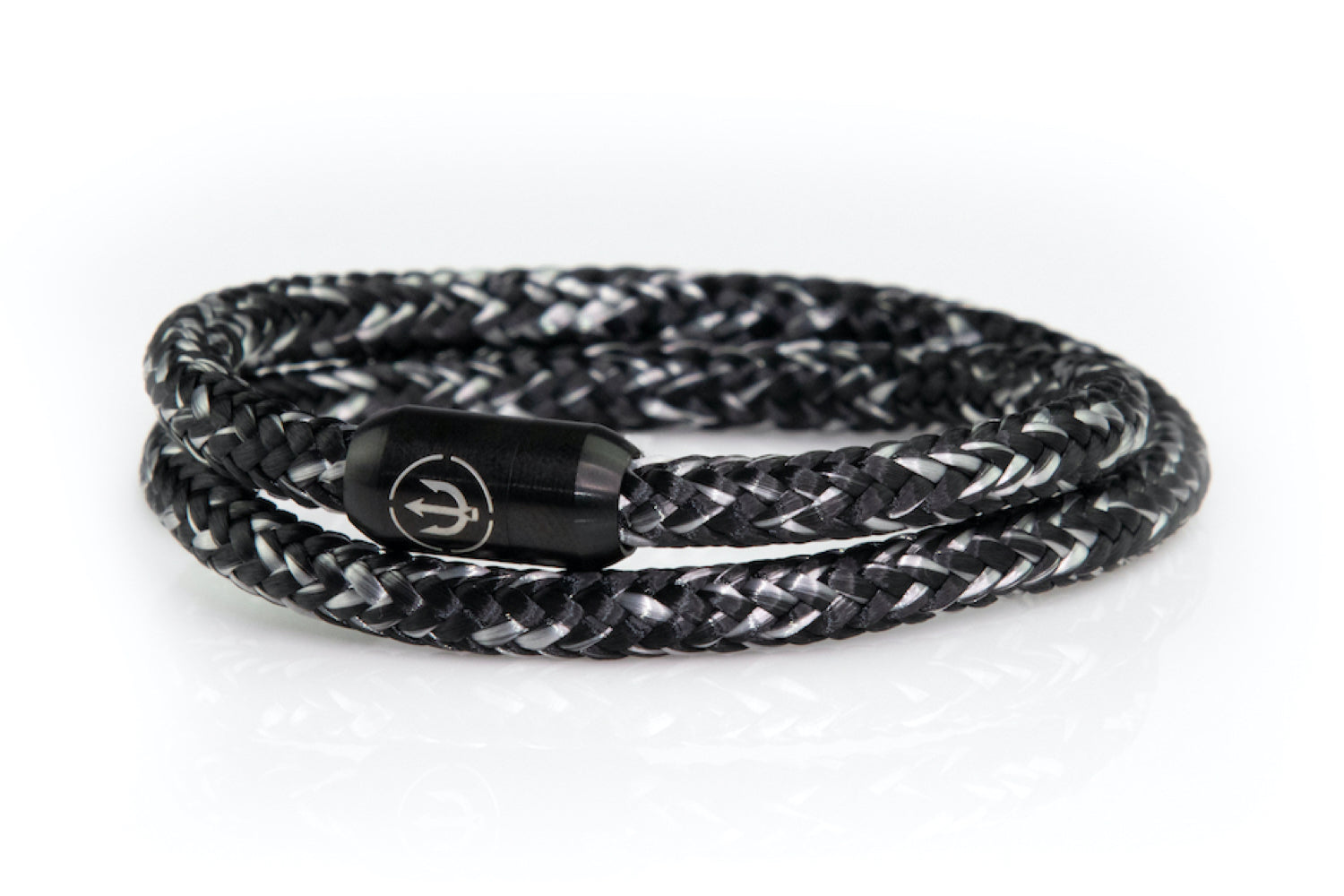 neptn boatswain bracelet with black trident magnetic clasp and seagrass kelp rope